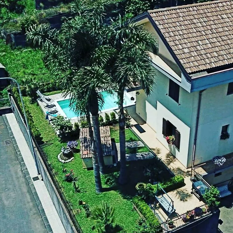 Casa Vacanze Etna Cocus Villa Santa Venerina Italy